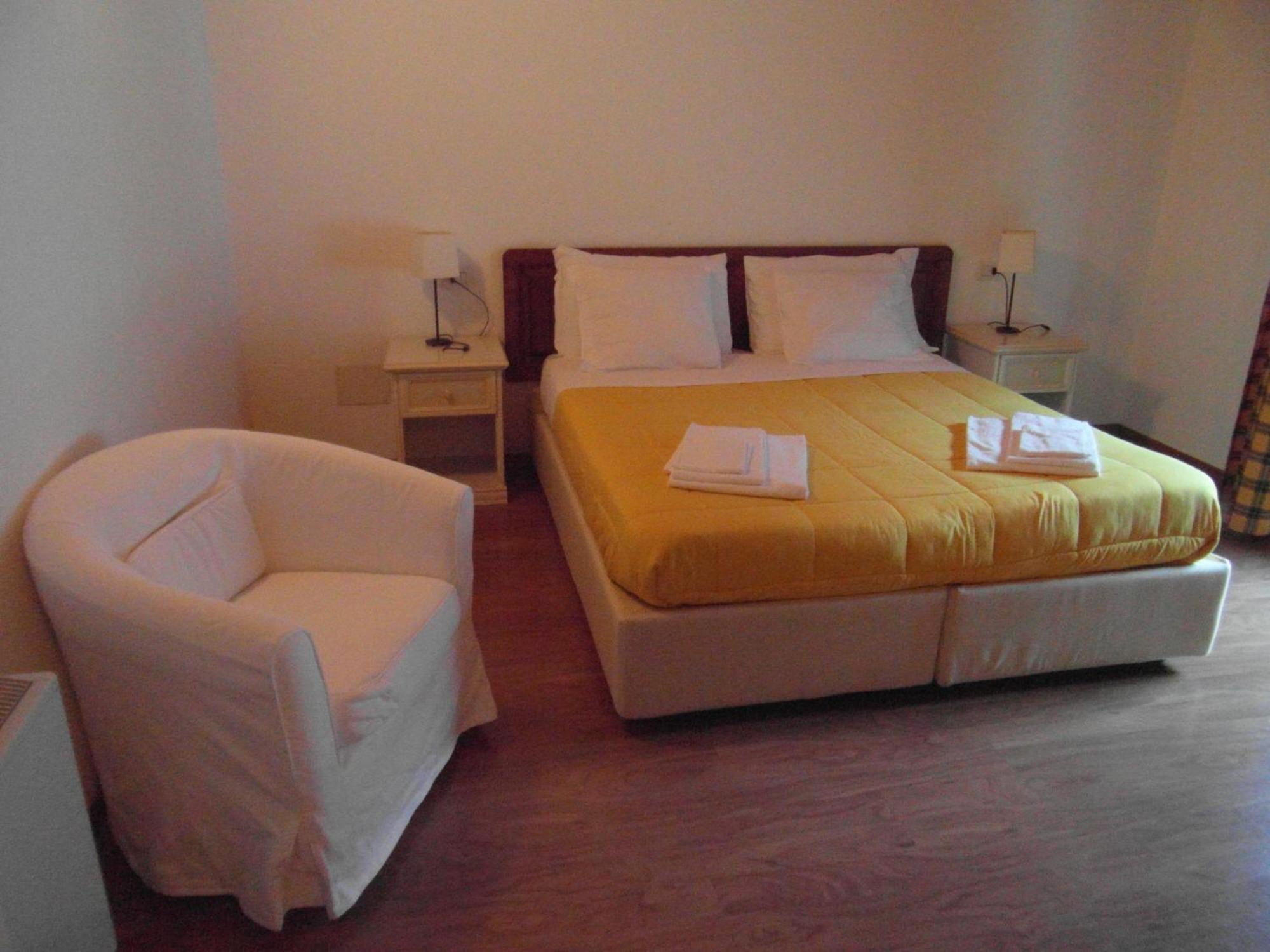 Residence I Fiori Piantedo Δωμάτιο φωτογραφία